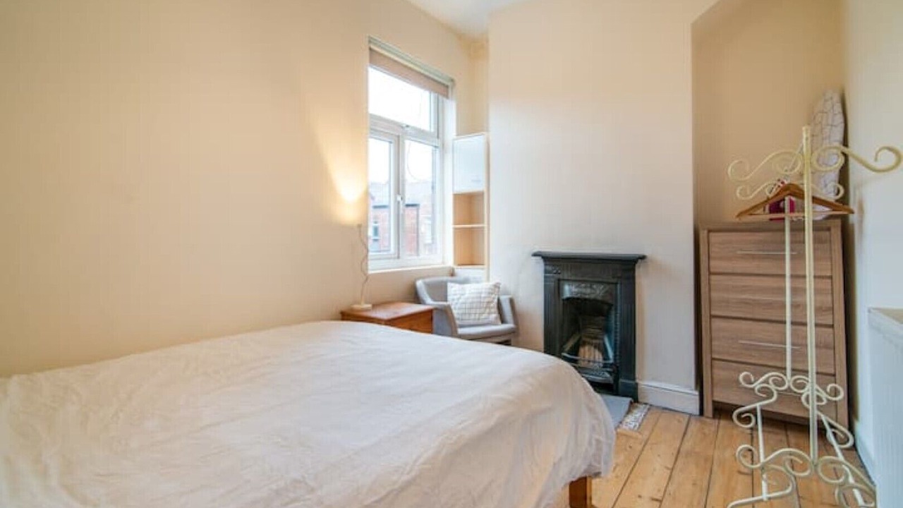 Photo of Bedroom in Levenshulme