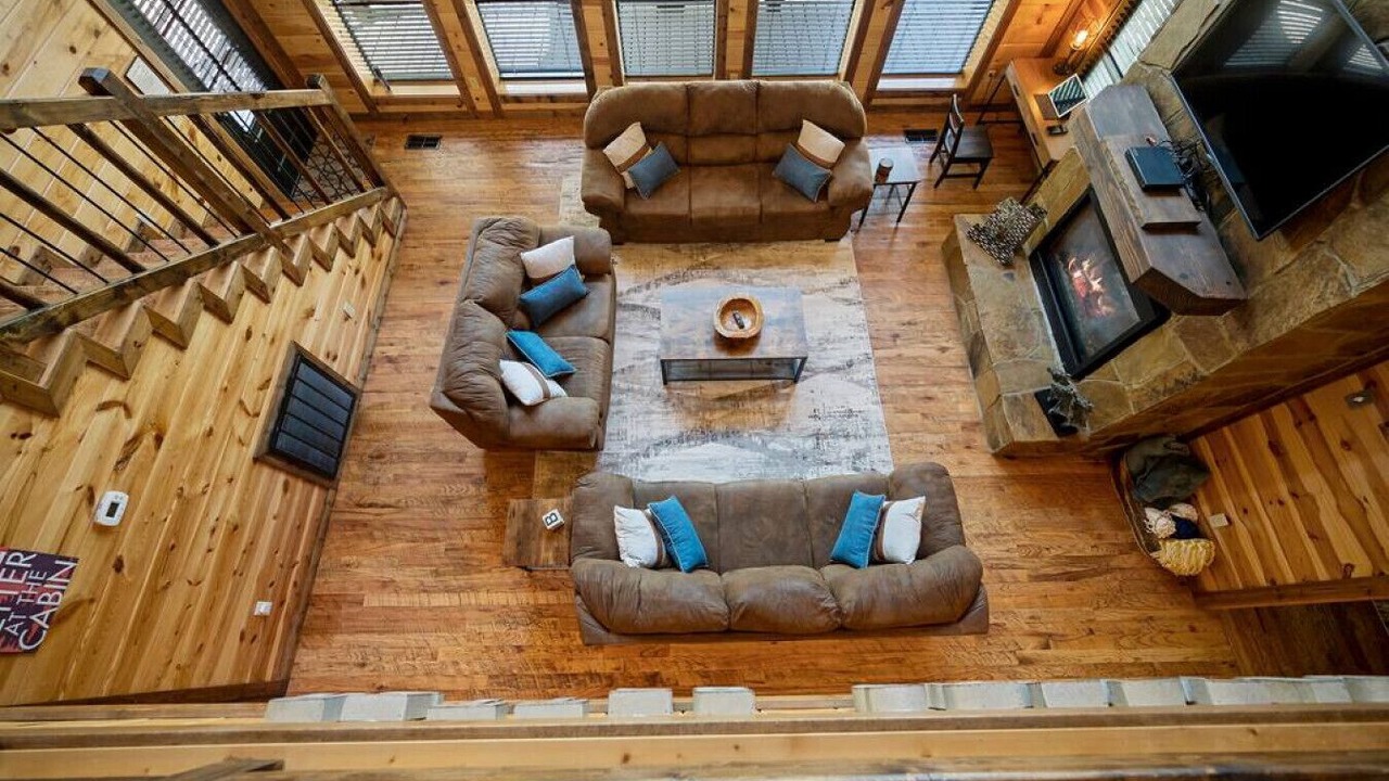 Photo of Livingroom in Broken Bow