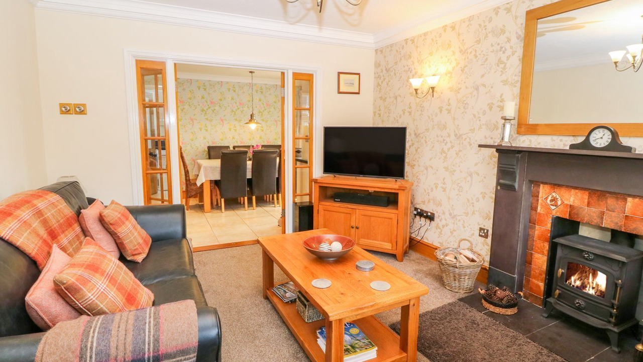 Photo of Livingroom in Newborough