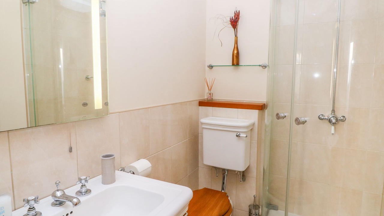 Photo of Bathroom in Newborough