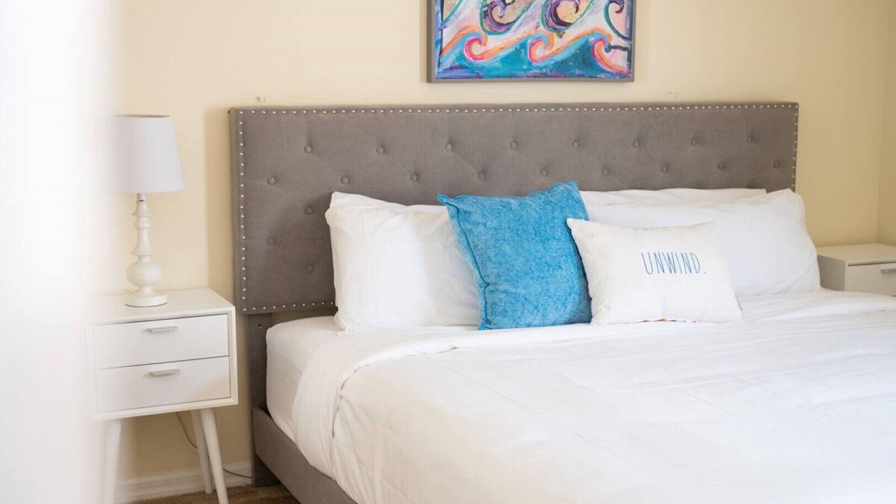 Photo of Bedroom in Lake Davenport Estates