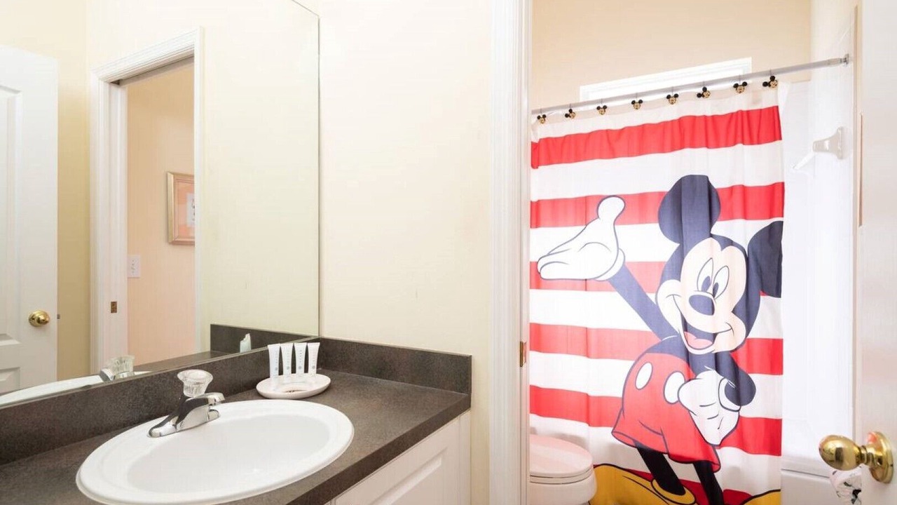 Photo of Bathroom in Lake Davenport Estates
