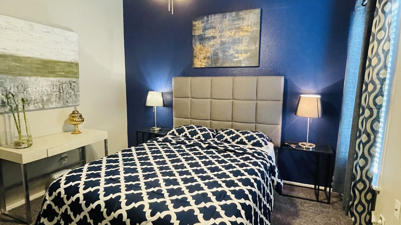 Photo of Bedroom in Central Arlington