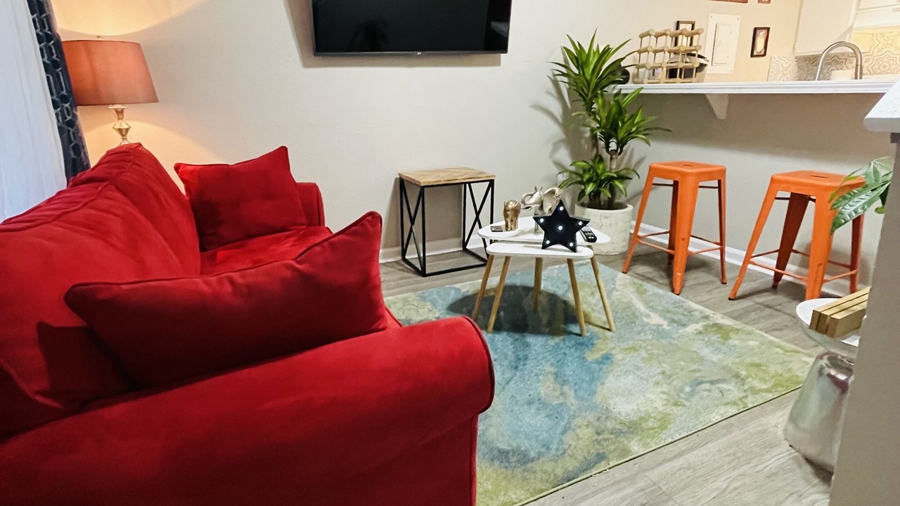Photo of Livingroom in Central Arlington