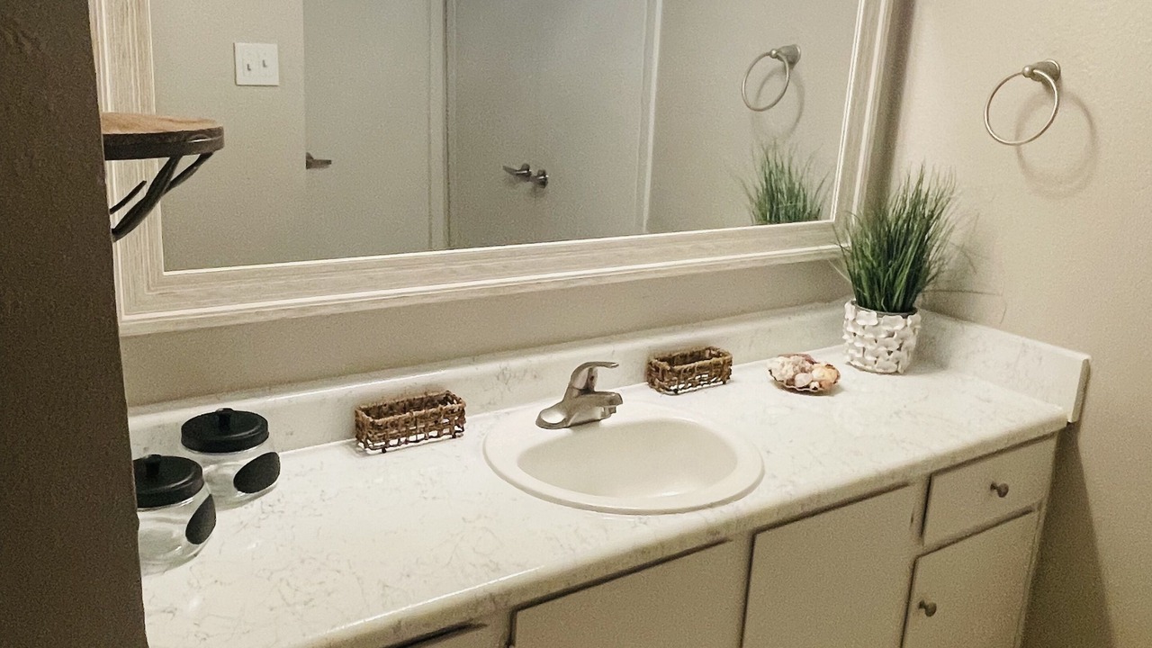Photo of Bathroom in Central Arlington