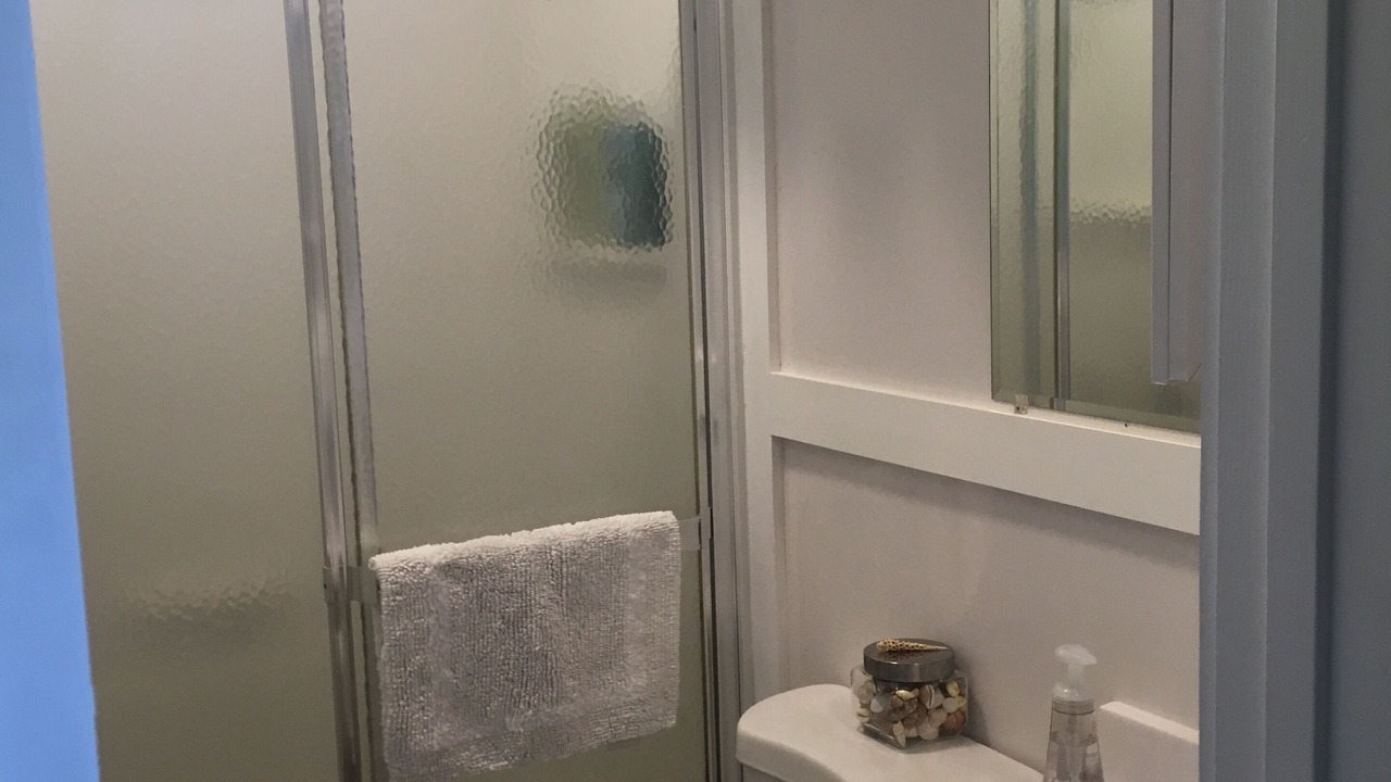 Photo of Bathroom in Papaaloa