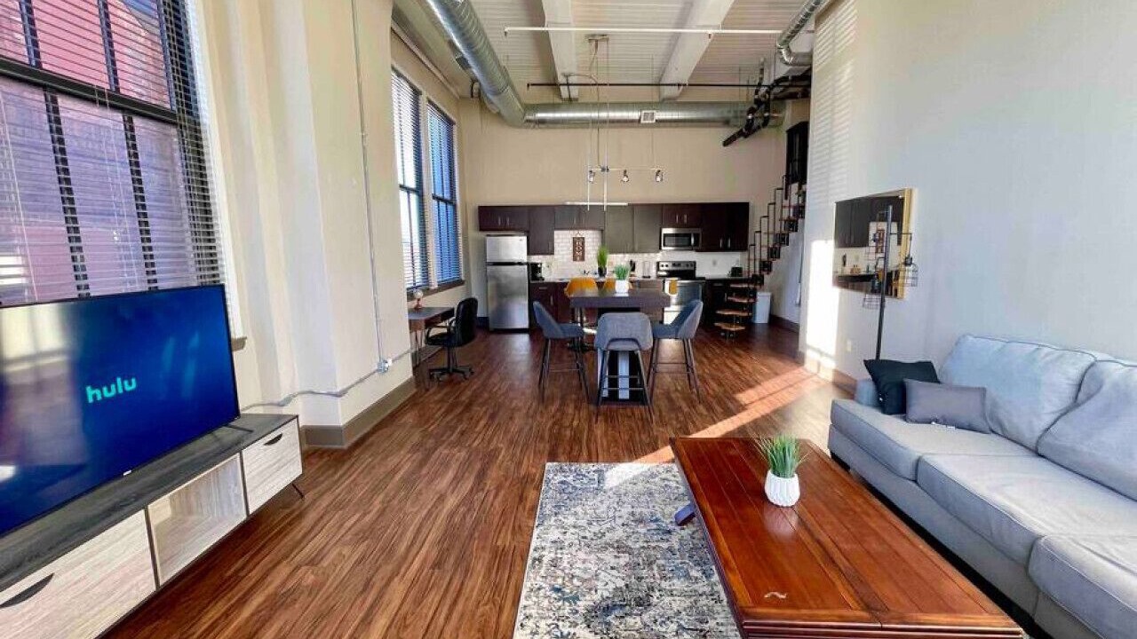 Photo of Livingroom in Downtown Kansas City