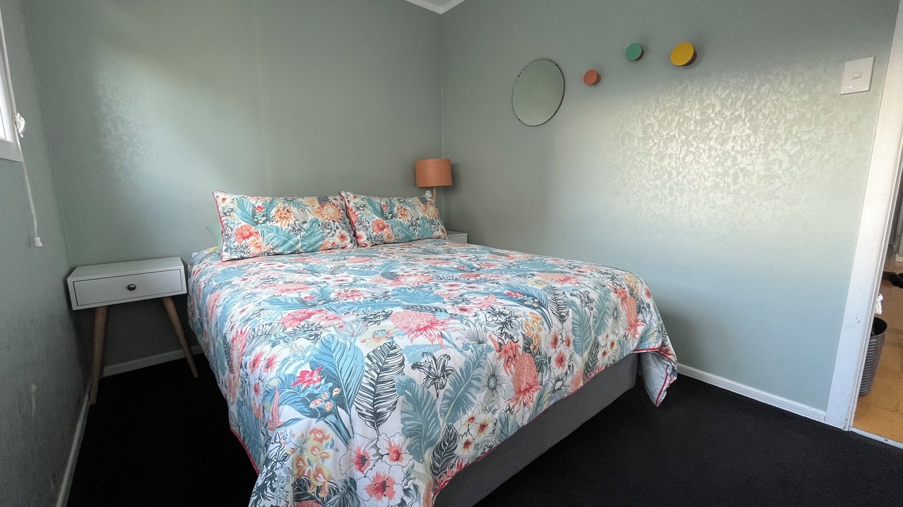 Photo of Bedroom in Pataua