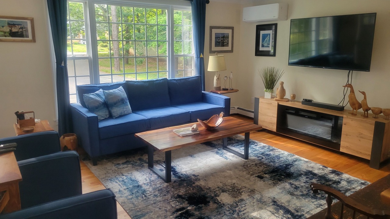 Photo of Livingroom in Hyannis