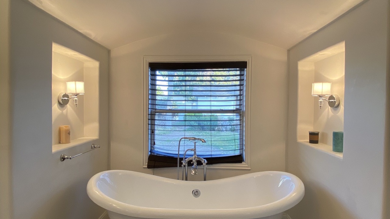 Photo of Bathroom in Artesia
