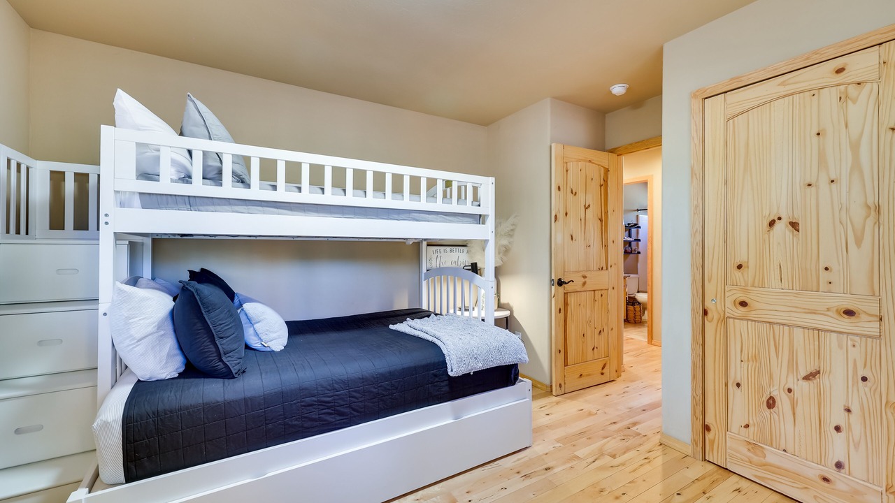 Photo of Bedroom in Eagar
