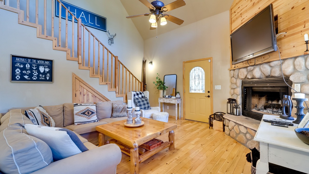 Photo of Livingroom in Eagar