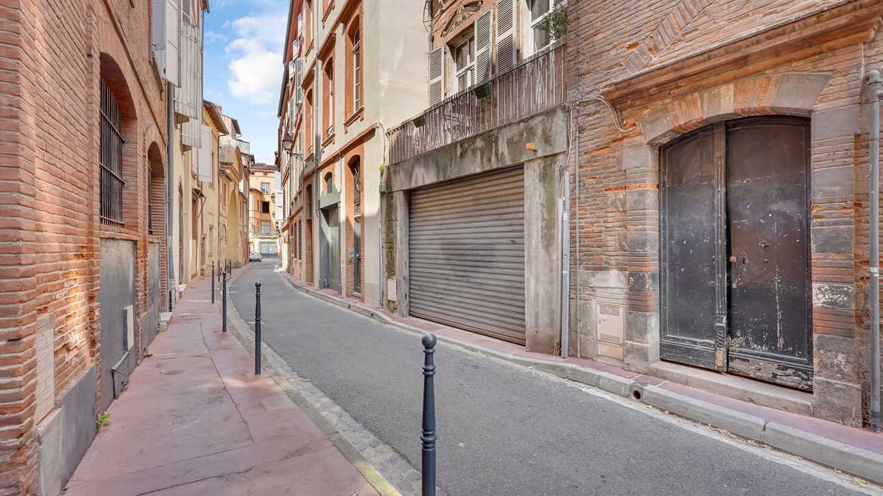 Photo of Outdoor in Carmes