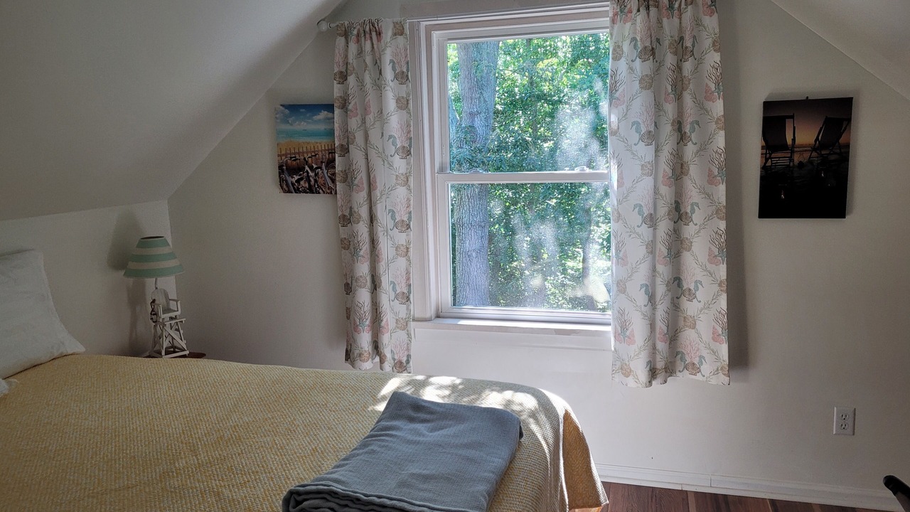 Photo of Bedroom in Town Bank