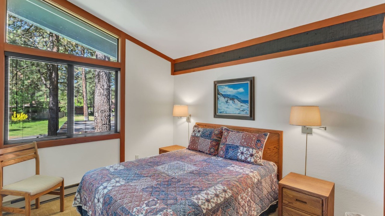 Photo of Bedroom in Graeagle