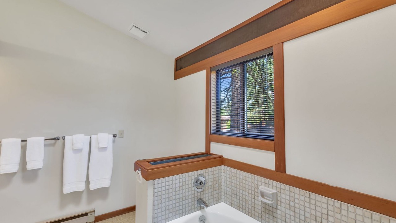 Photo of Bathroom in Graeagle