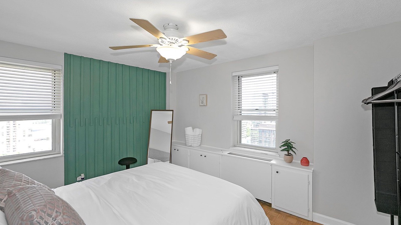 Photo of Bedroom in Peachtree Center