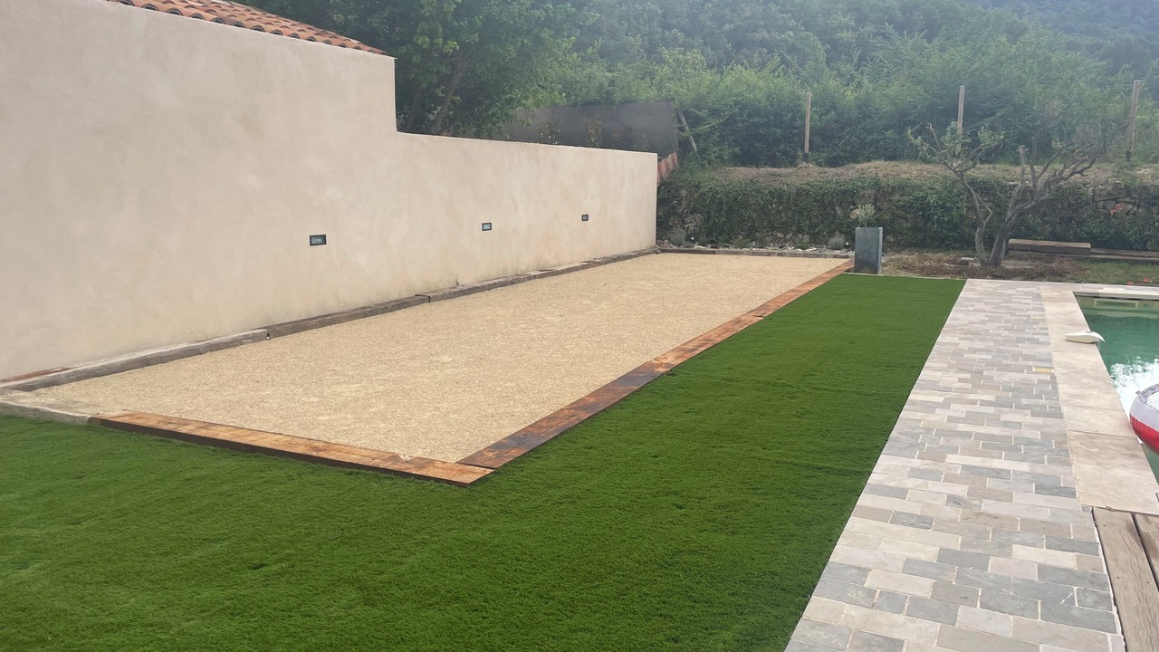 Photo of Outdoor in Pertuis