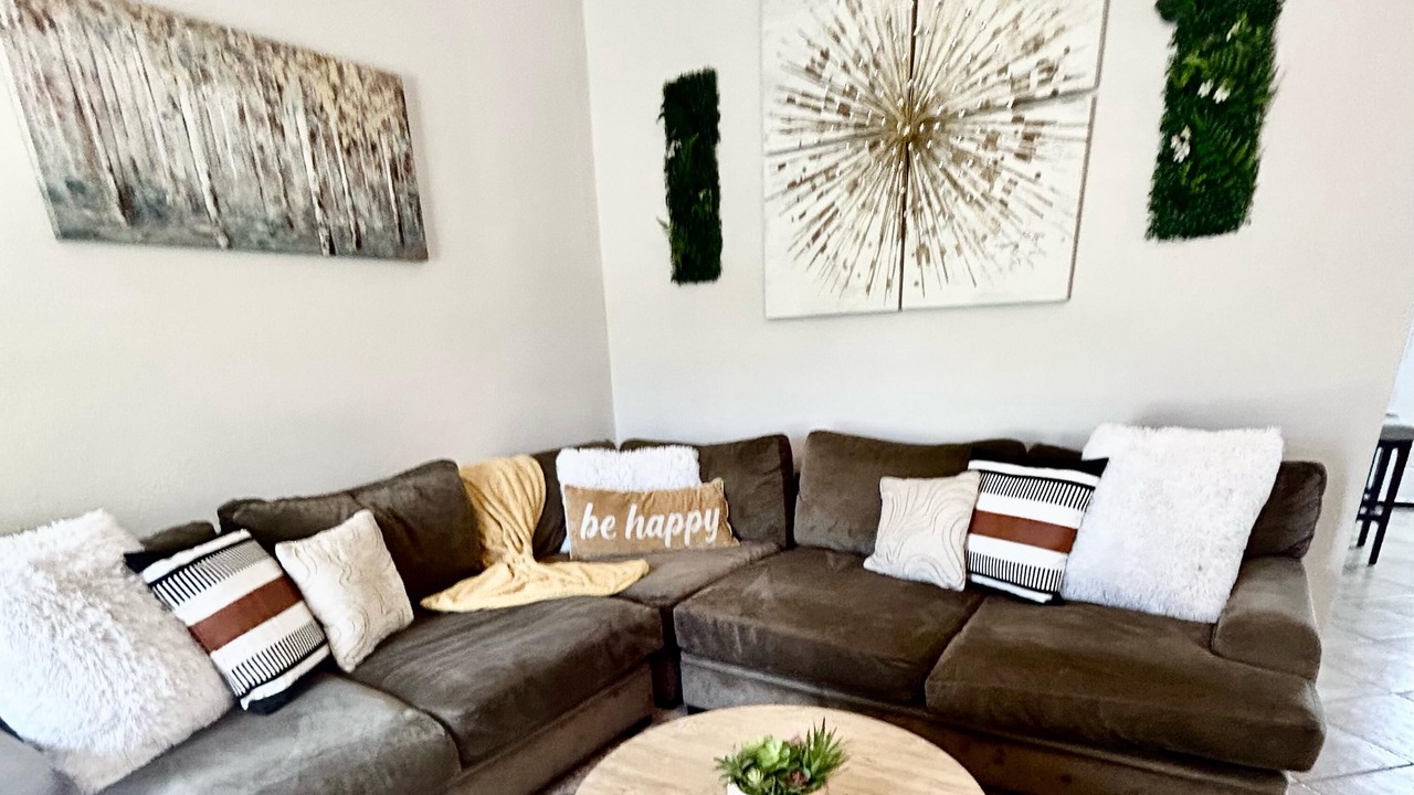 Photo of Livingroom in Barker
