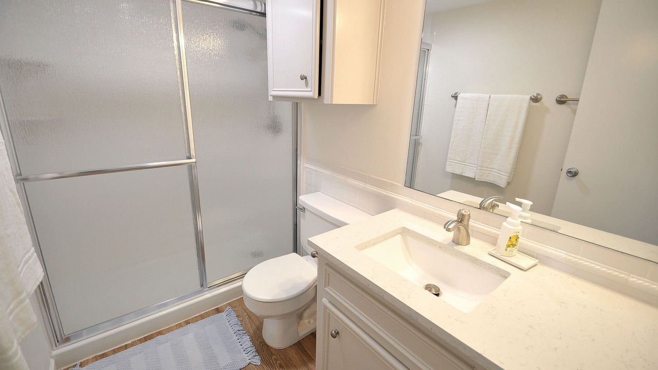 Photo of Bathroom in Highland Lake Estates
