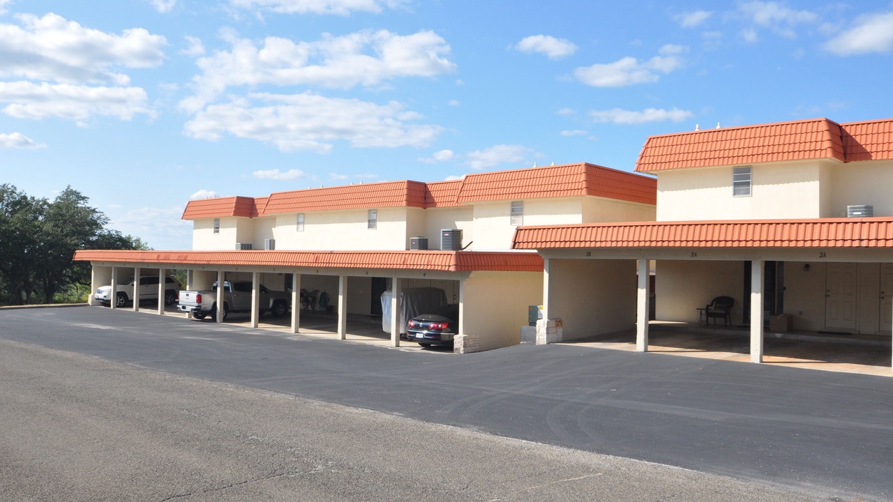Photo of Outdoor in Highland Lake Estates