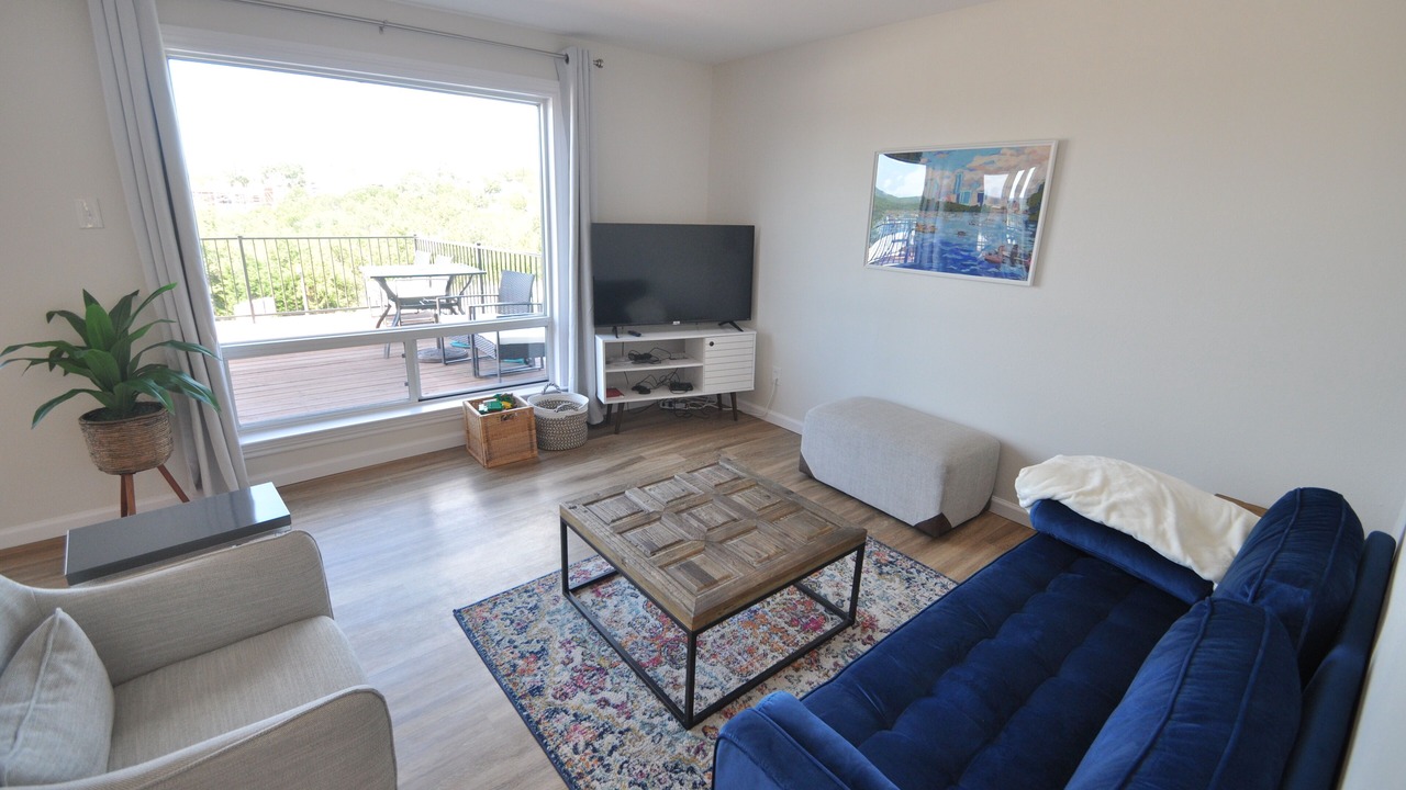 Photo of Livingroom in Highland Lake Estates