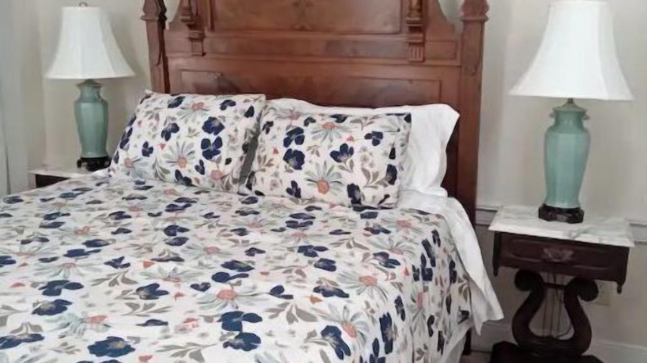 Photo of Bedroom in Mathews