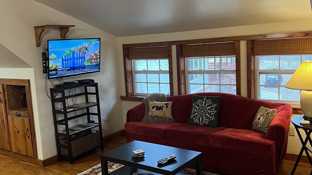Photo of Livingroom in Pittsburg