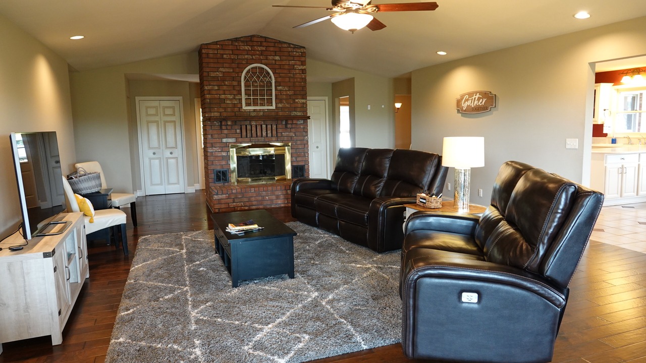 Photo of Bedroom in Mount Ida