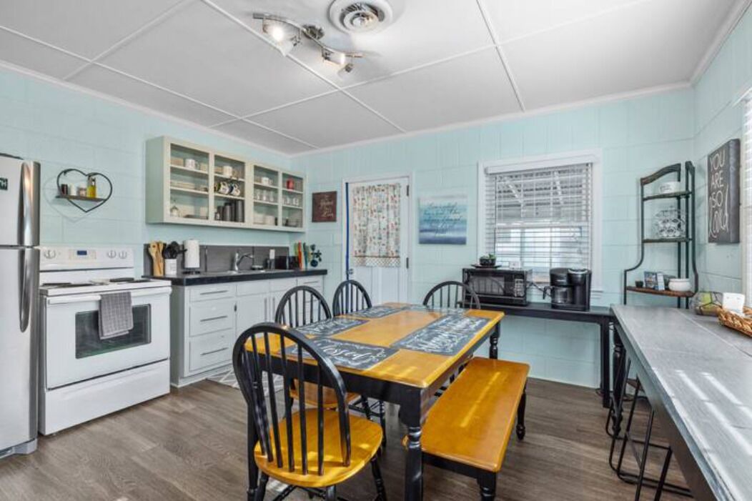Photo of Kitchen in Emerald Isle