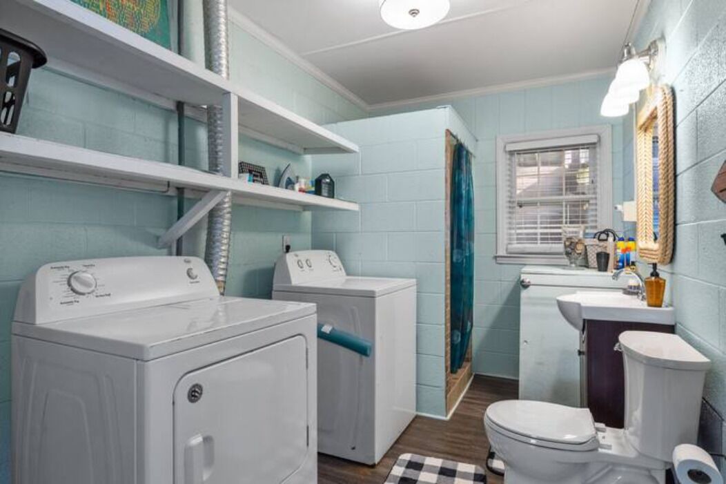 Photo of Bathroom in Emerald Isle