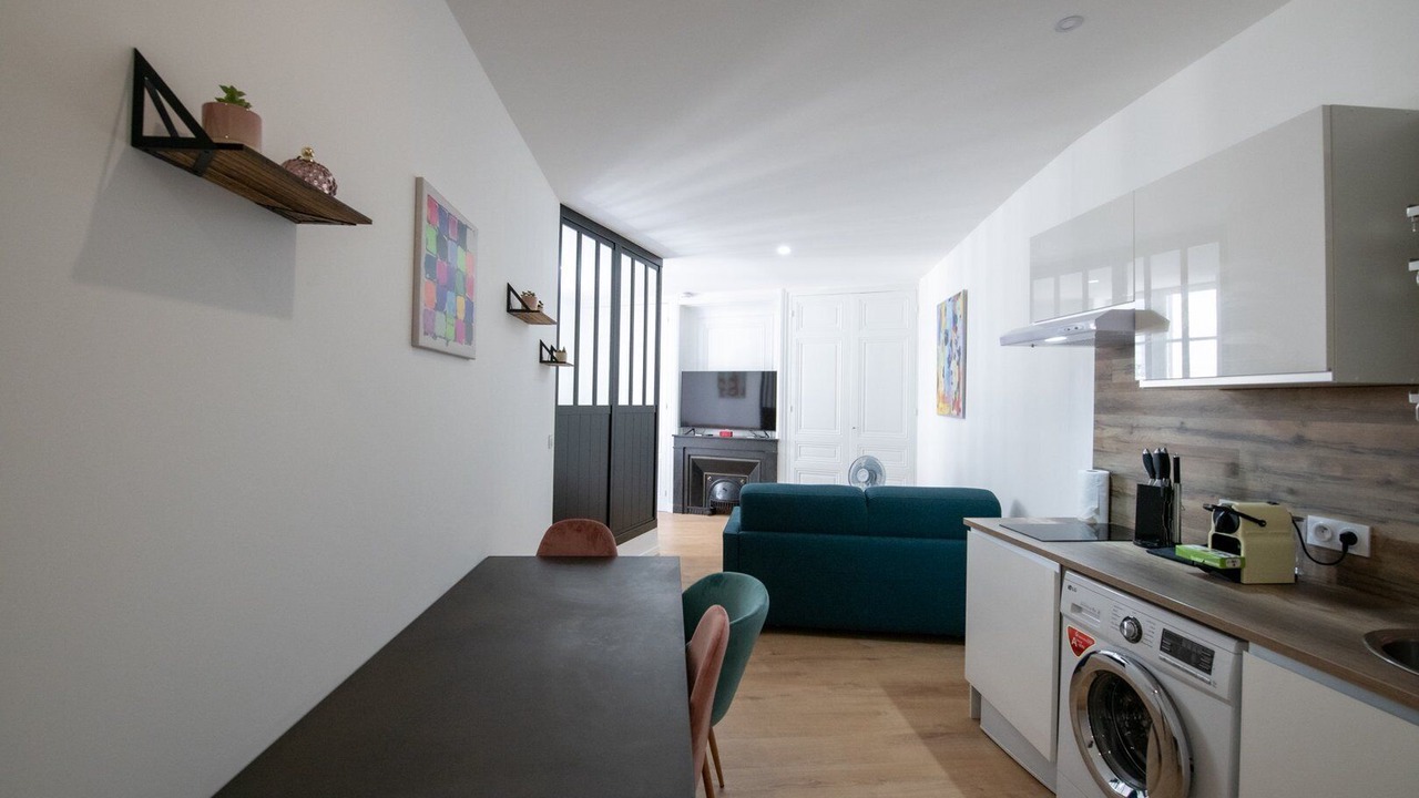 Photo of Others in Vaise