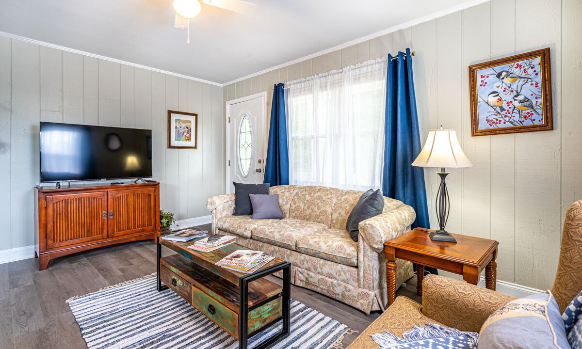 Photo of Livingroom in Madison