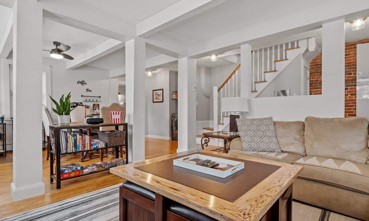 Photo of Others in Downtown