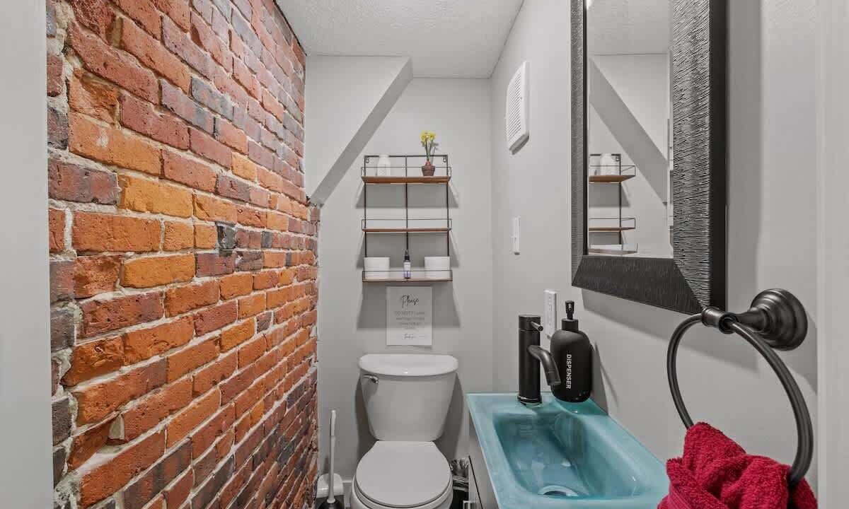 Photo of Others in Downtown