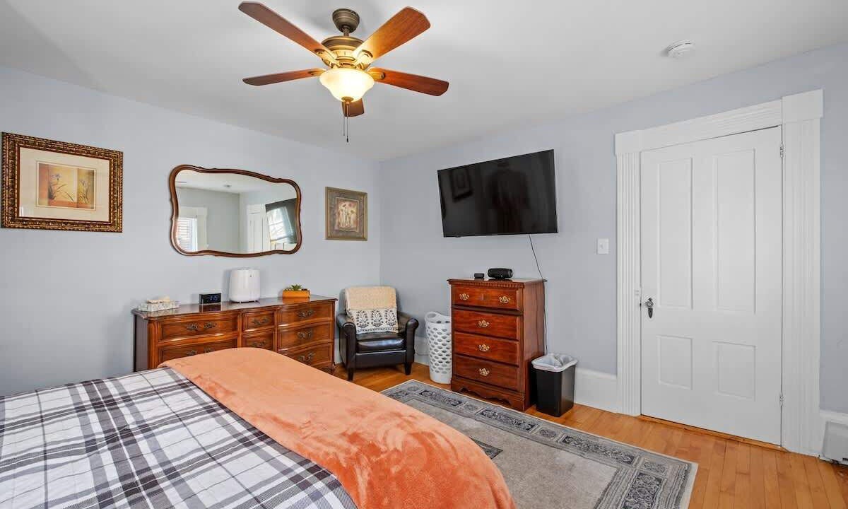 Photo of Others in Downtown