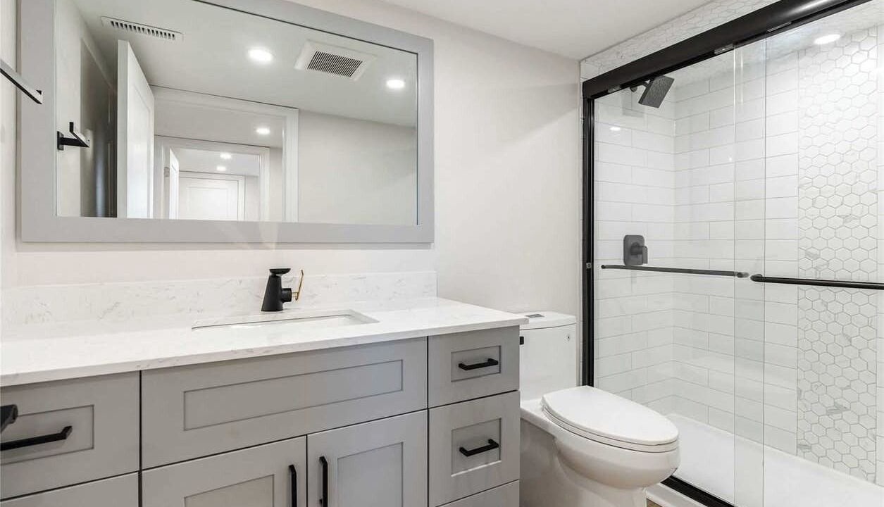 Photo of Bathroom in Welland