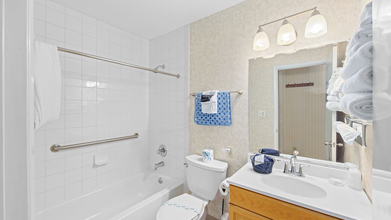 Photo of Bathroom in Rockaway Beach