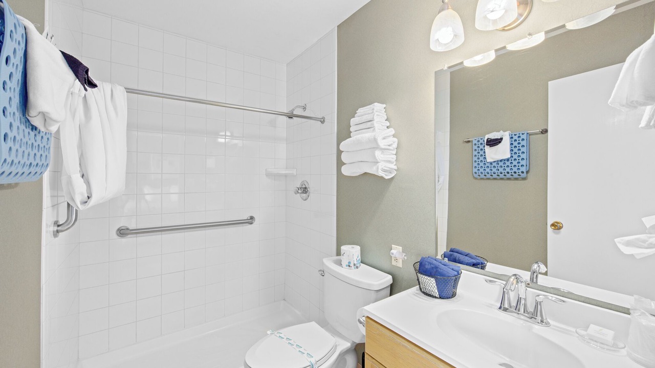 Photo of Bathroom in Rockaway Beach