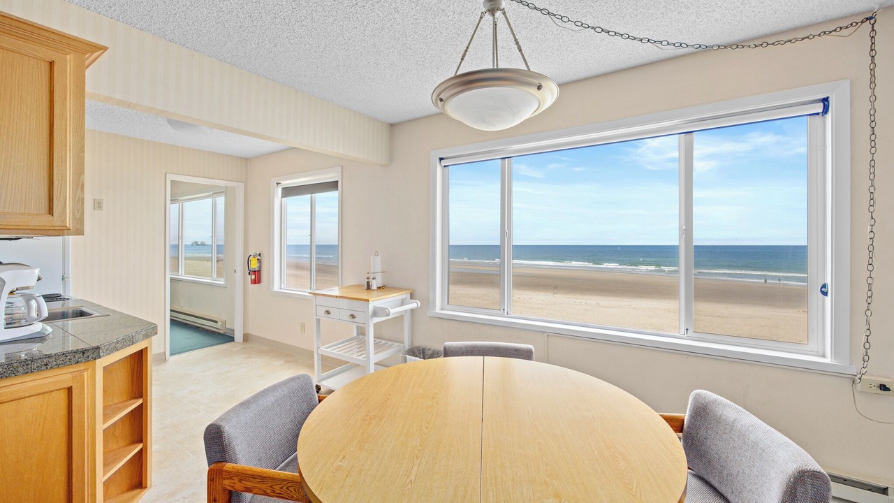 Photo of Bedroom in Rockaway Beach