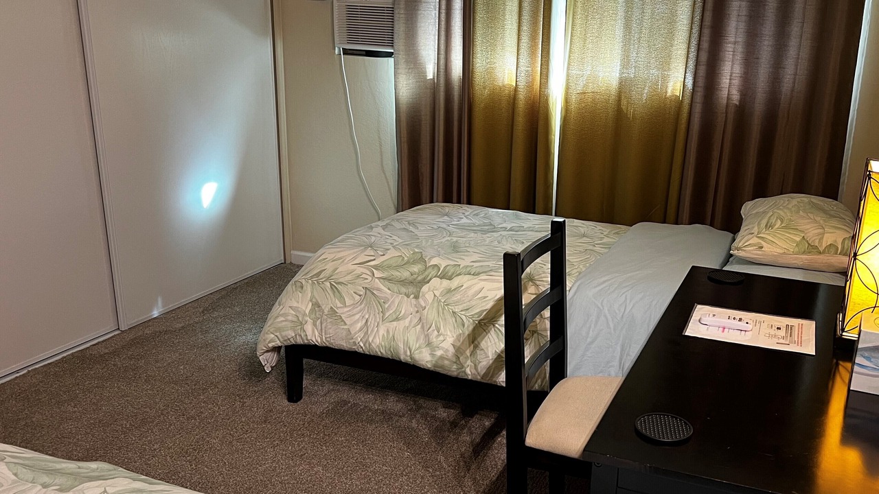 Photo of Bedroom in Alameda