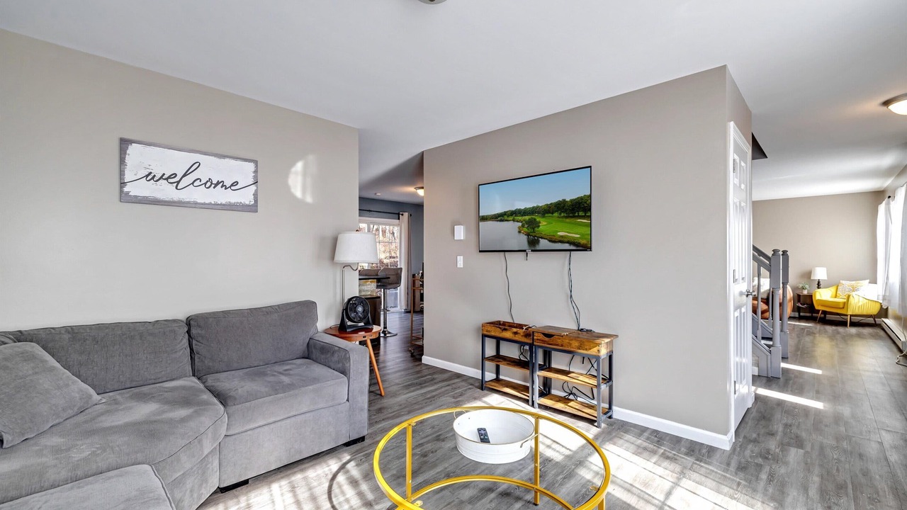 Photo of Others in Mount Pocahontas