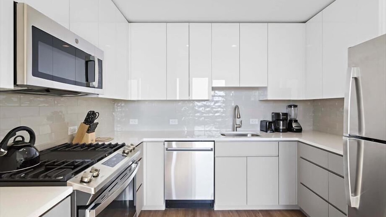 Photo of Others in White Plains