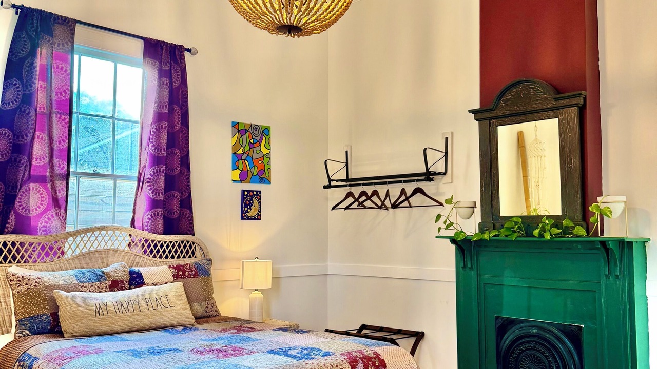 Photo of Bedroom in Beauregard Town Historic District