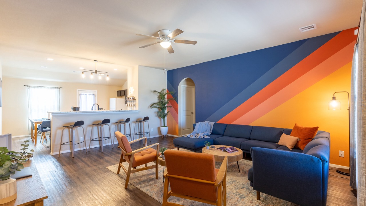 Photo of Livingroom in Broken Arrow