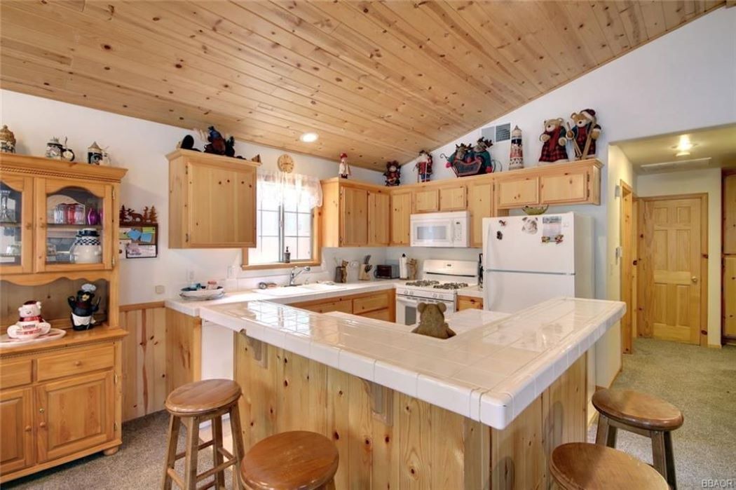 Photo of Kitchen in Summit Estates