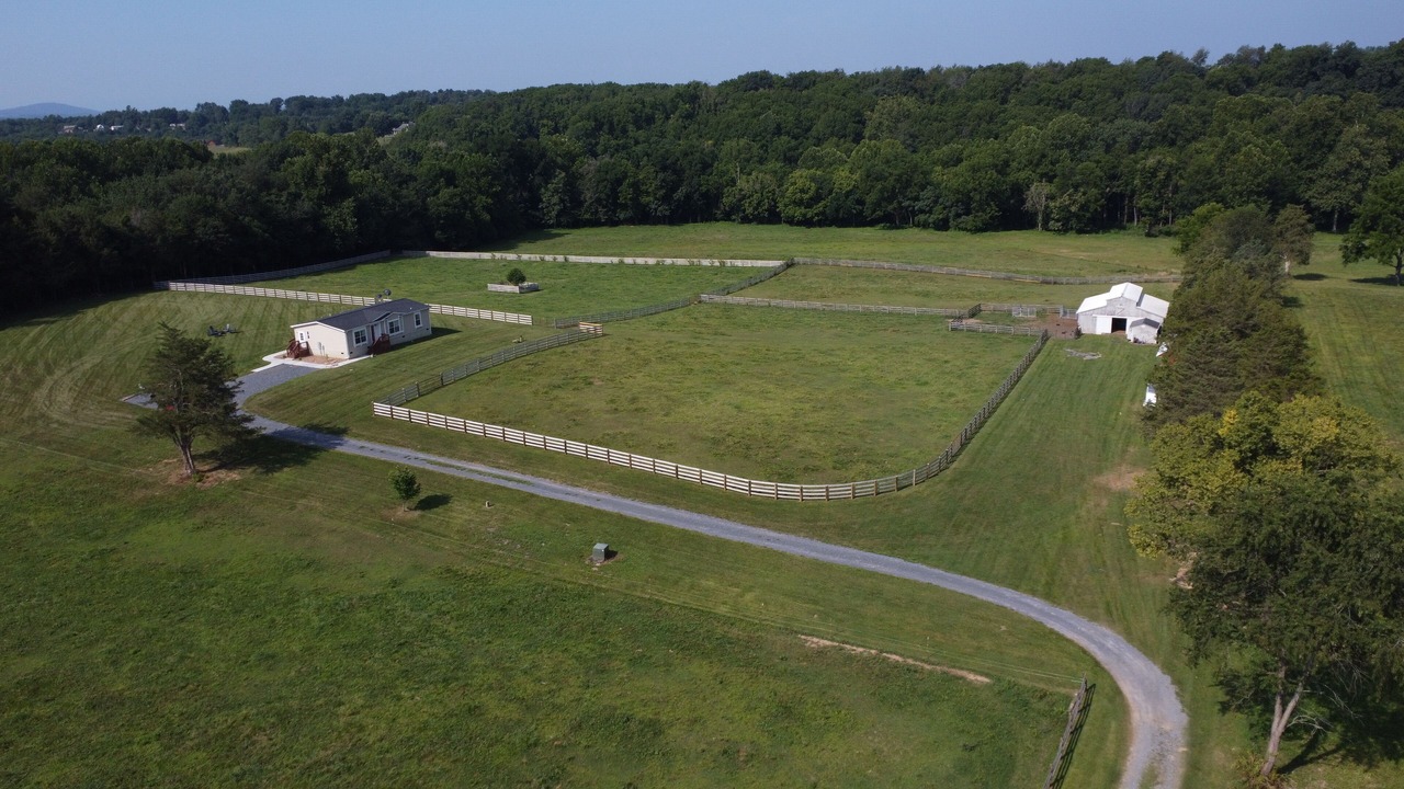 Photo of Outdoor in Grottoes