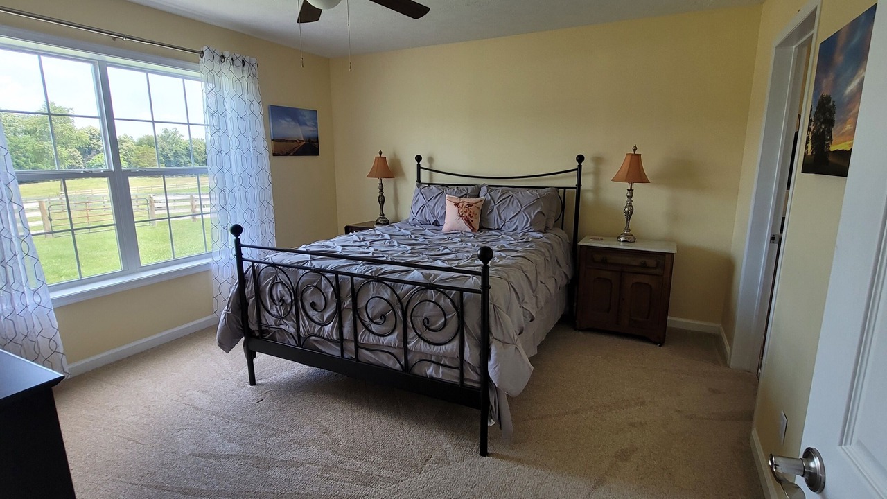 Photo of Others in Grottoes
