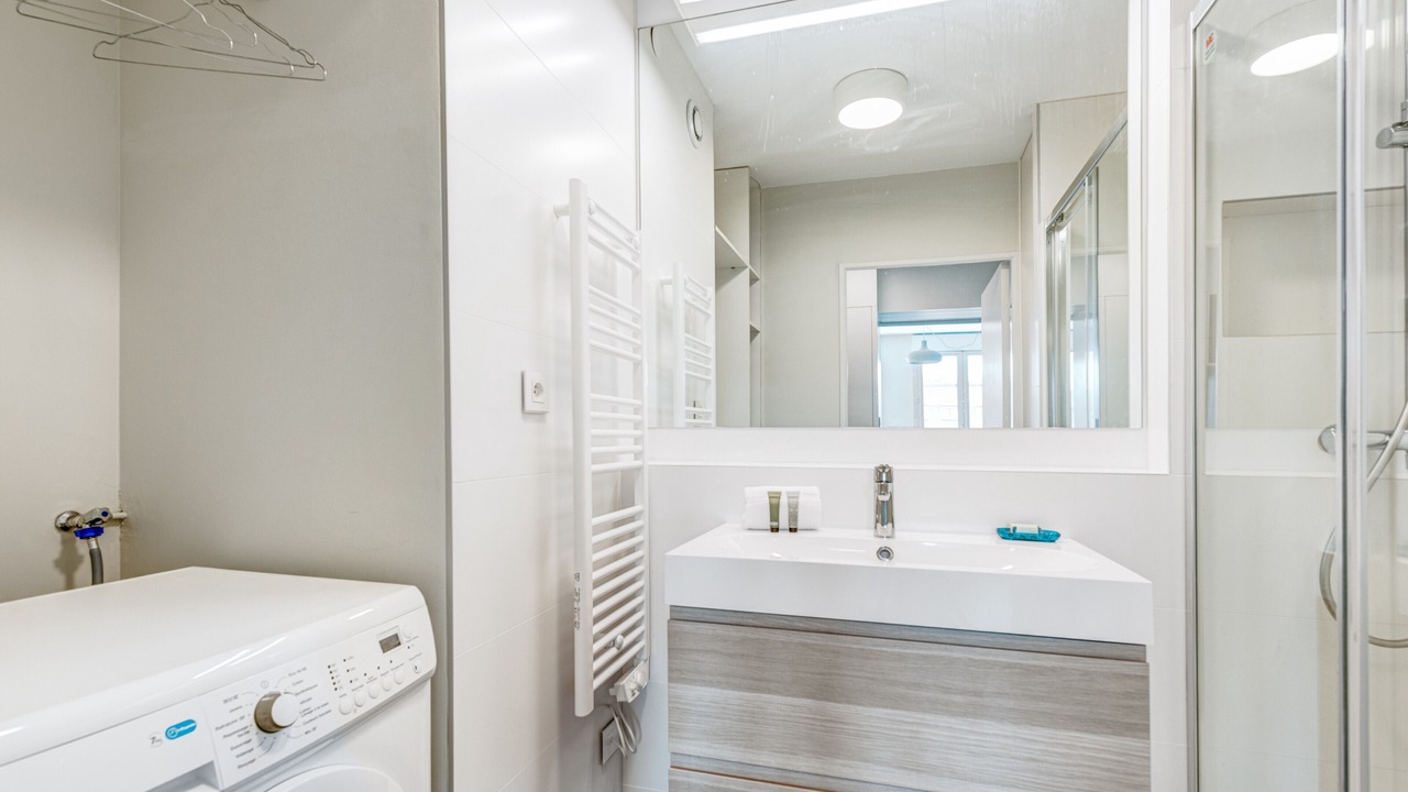 Photo of Bathroom in Moliere Vauban