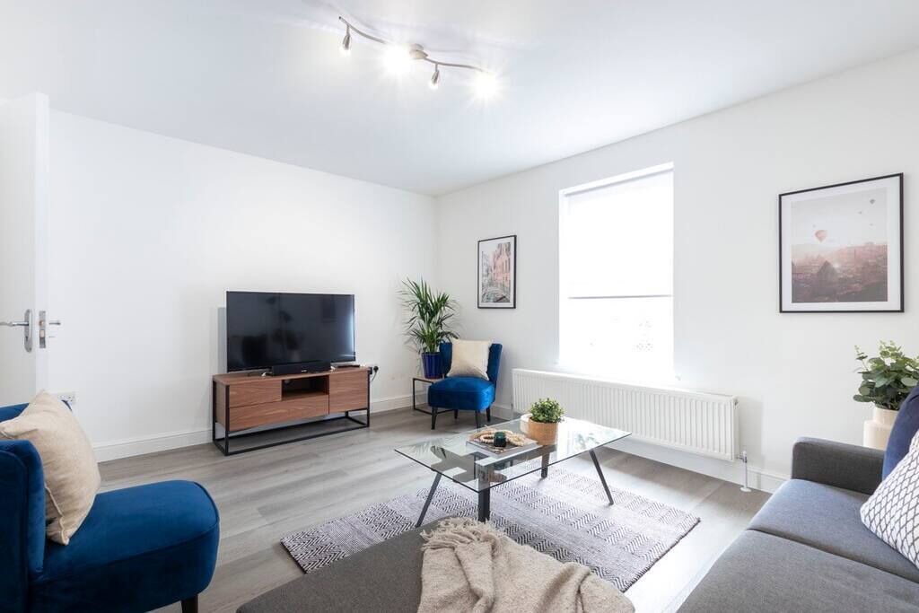 Photo of Livingroom in Reading
